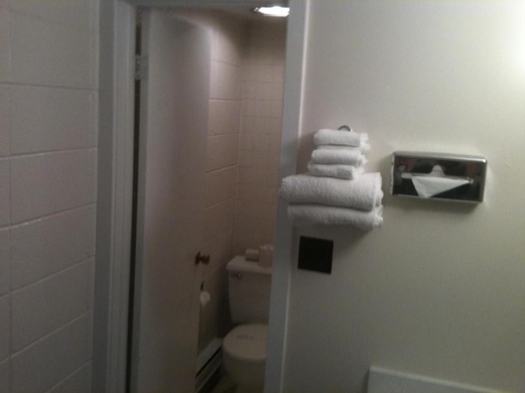 Teton Gables Motel Jackson Room photo